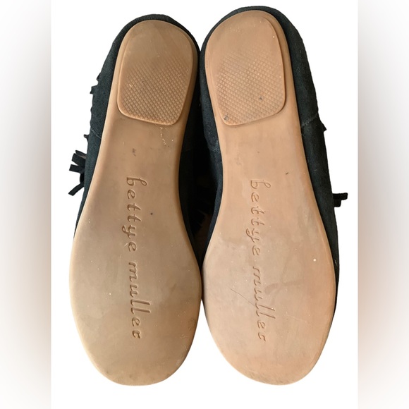 Bettye by Bettye Muller Women's Tango Bootie (like a moccasin) - Picture 6 of 6